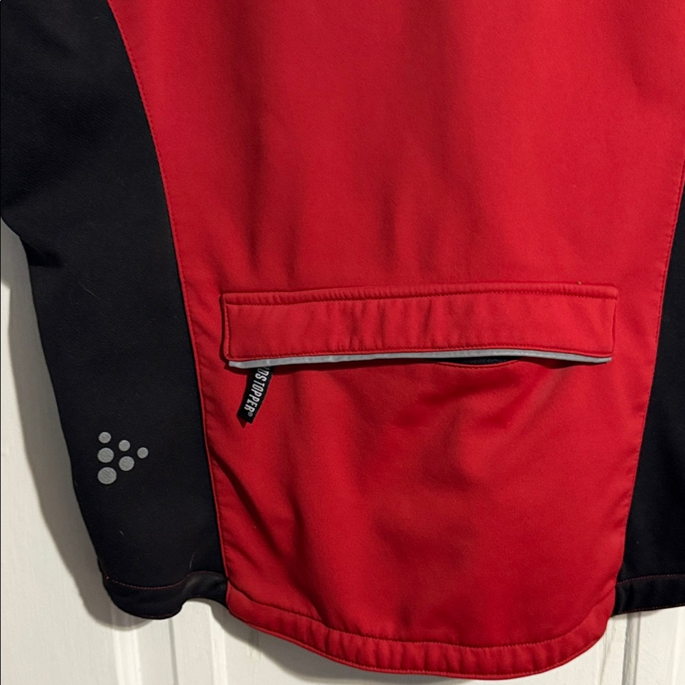 Craft Windstopper Bold Red and Black Cycling Vest - Picture 6 of 7
